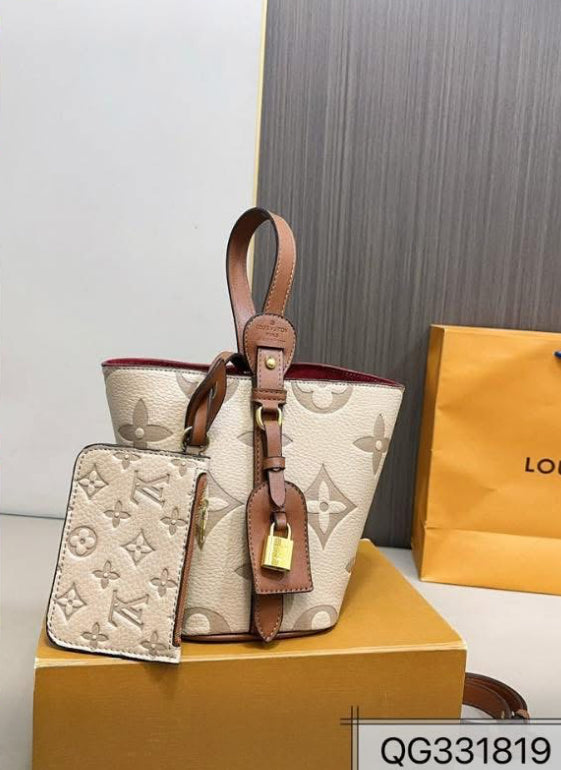 L- Flower Tote