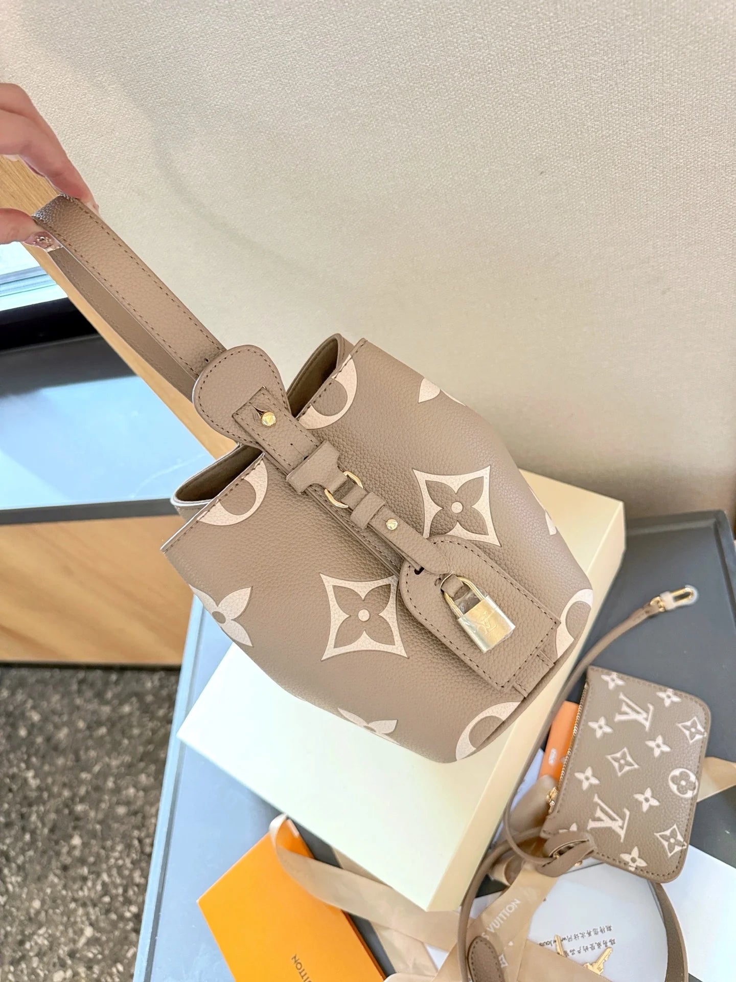 L-Newest Crossbody Bag(QC311)