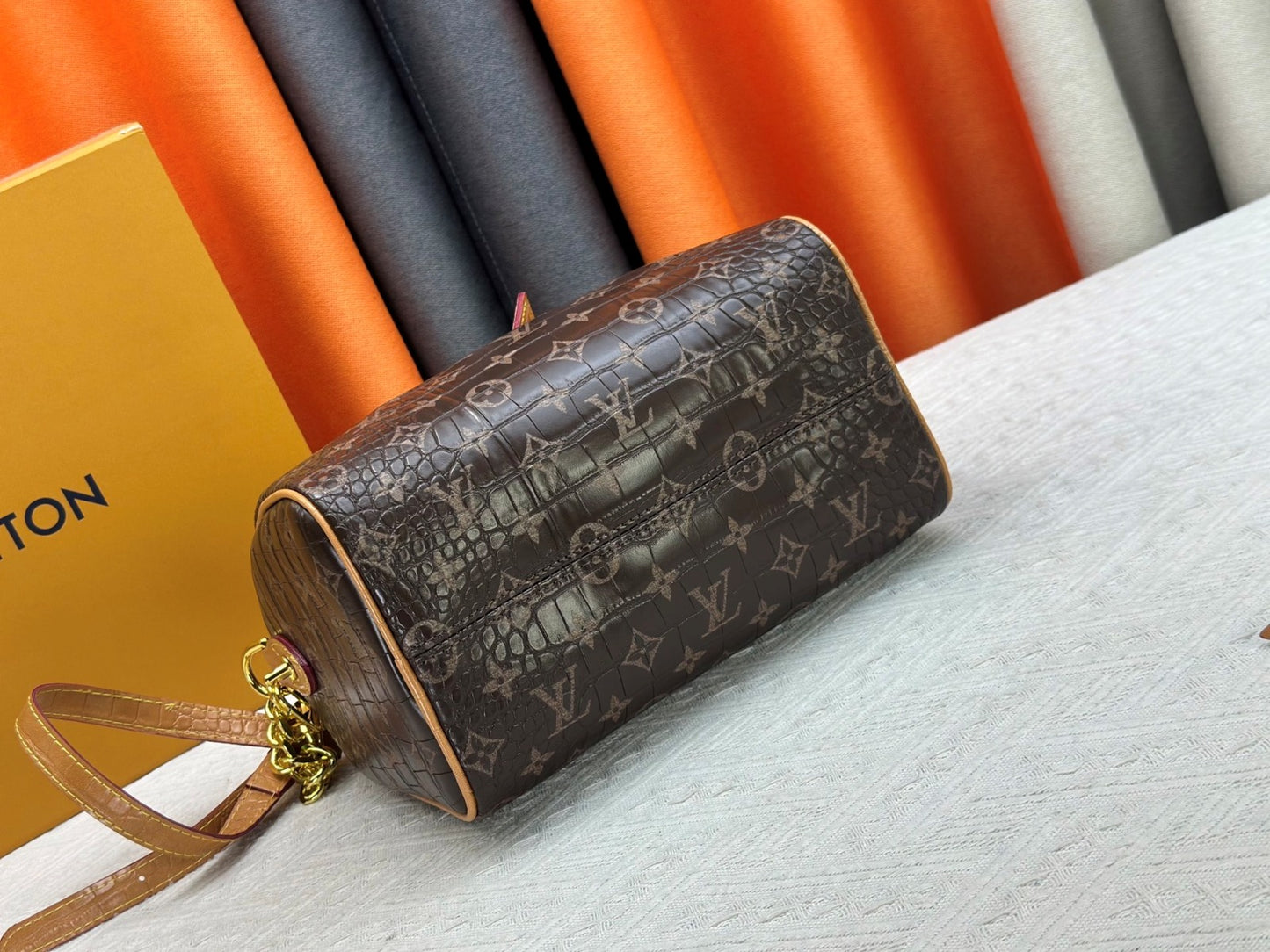 L- Speedy Bag (HY87286)