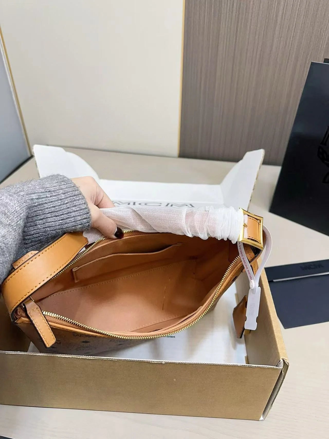 M-Leather Bag