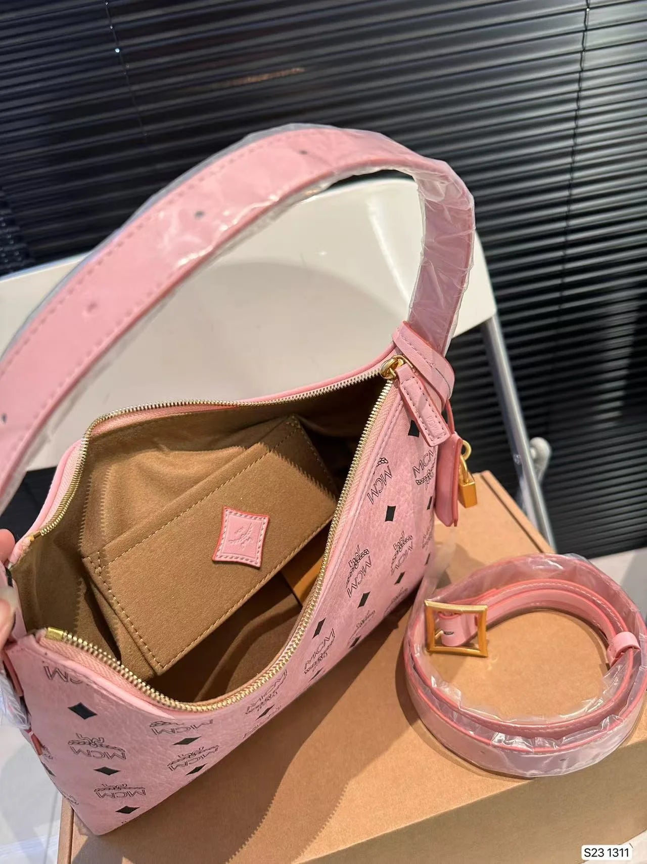 M-Leather Bag
