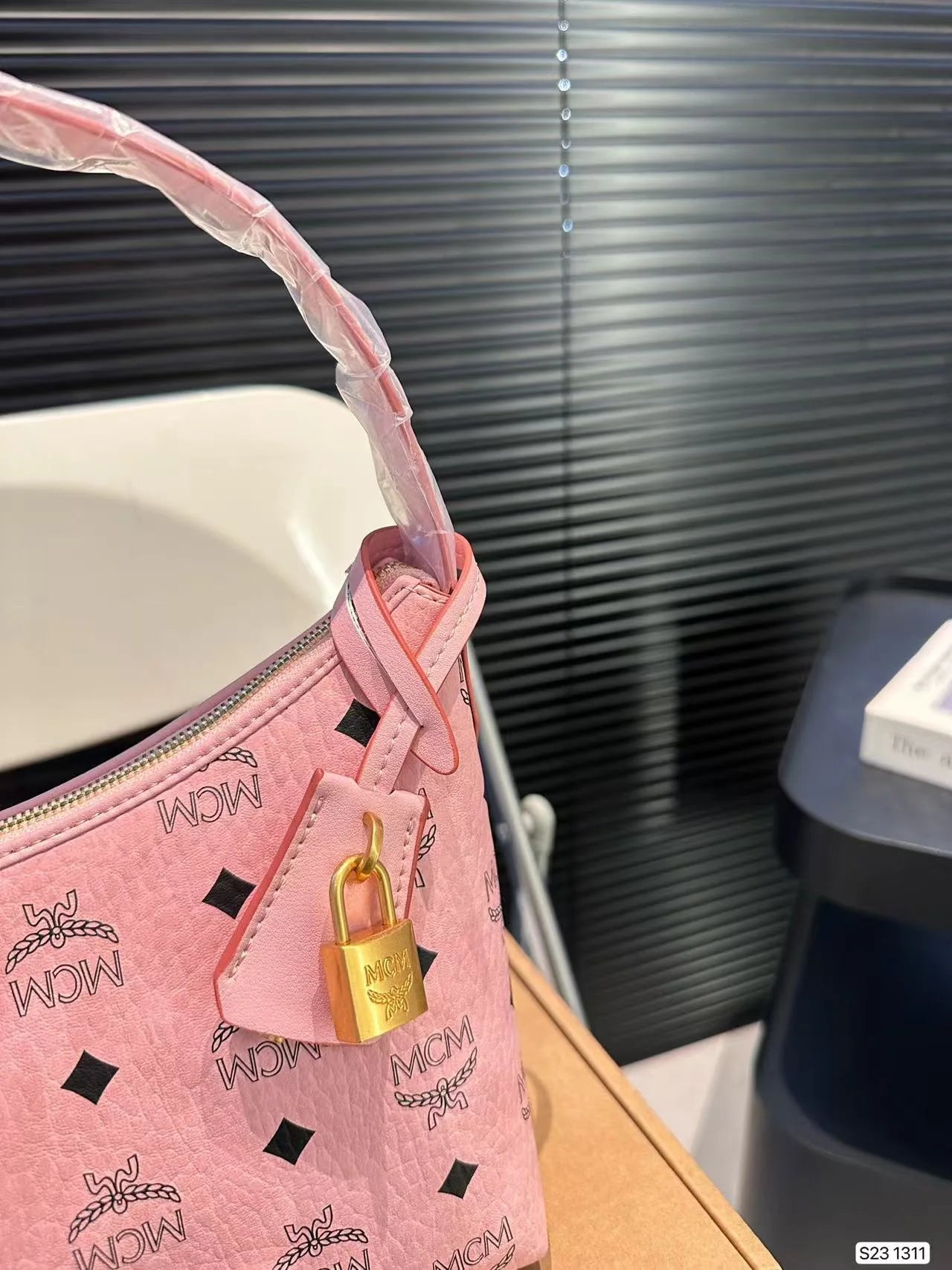 M-Leather Bag