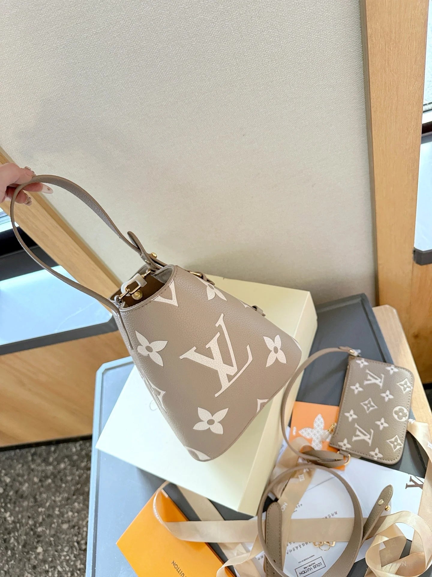 L-Newest Crossbody Bag(QC311)
