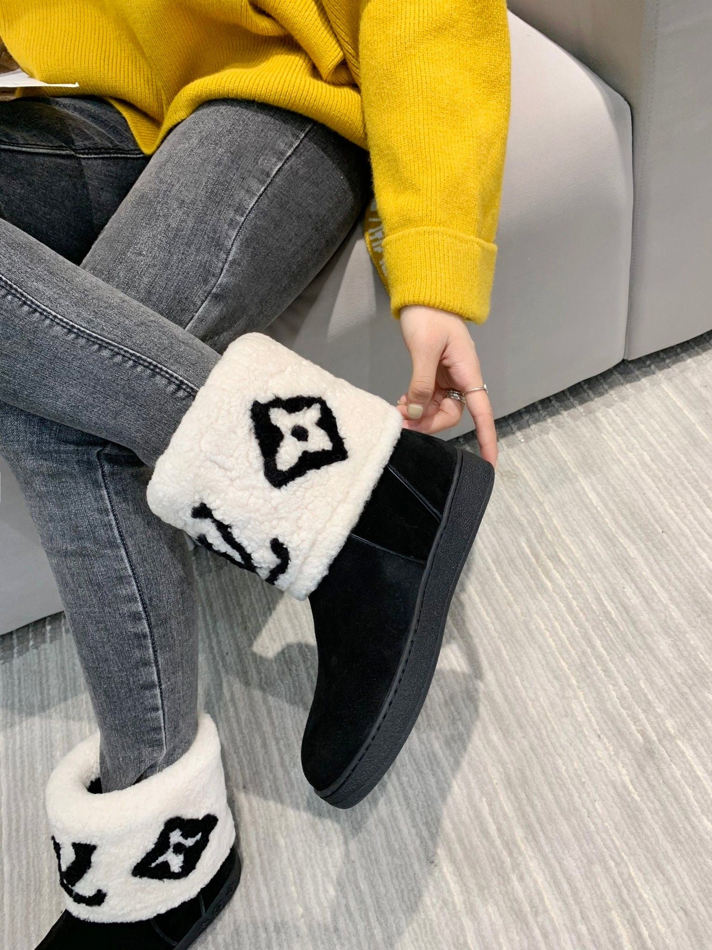 L-Fur Boot Set
