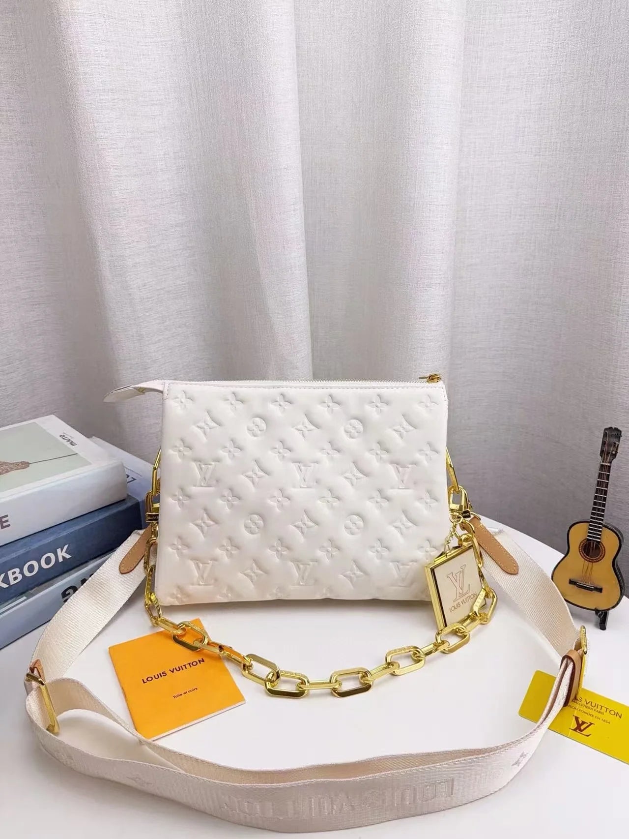 L-Embossed Crossbody Underarm Bag(QC1344)