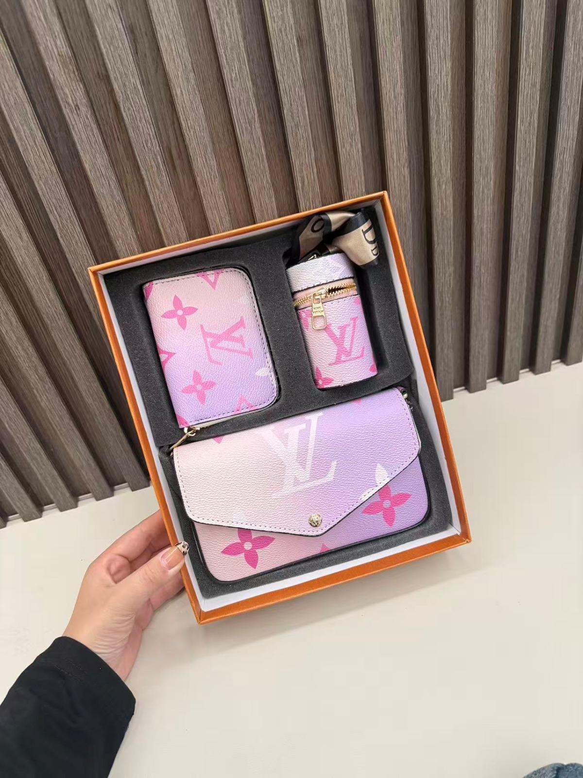 L- 4pc Purse Set