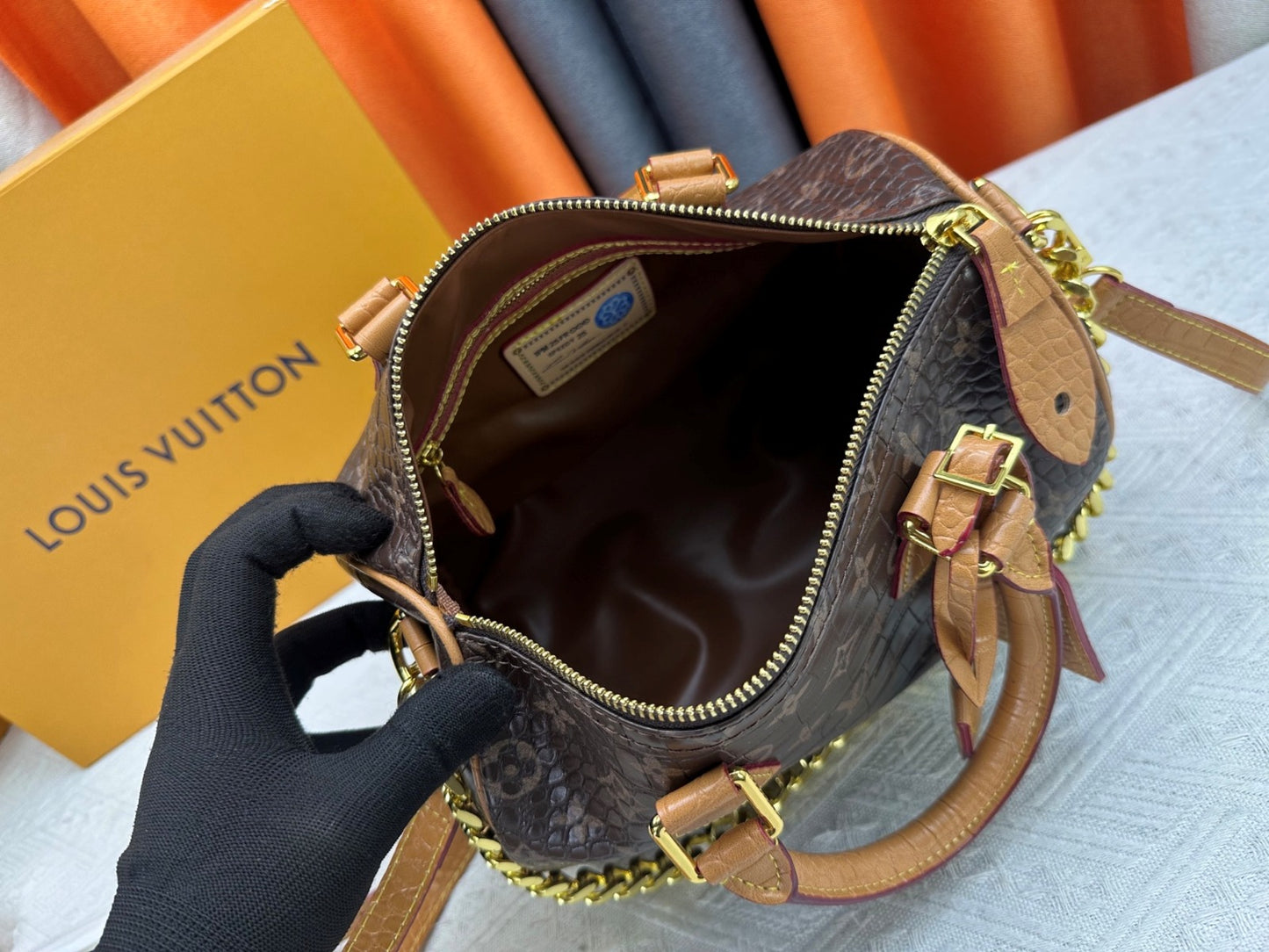 L- Speedy Bag (HY87286)