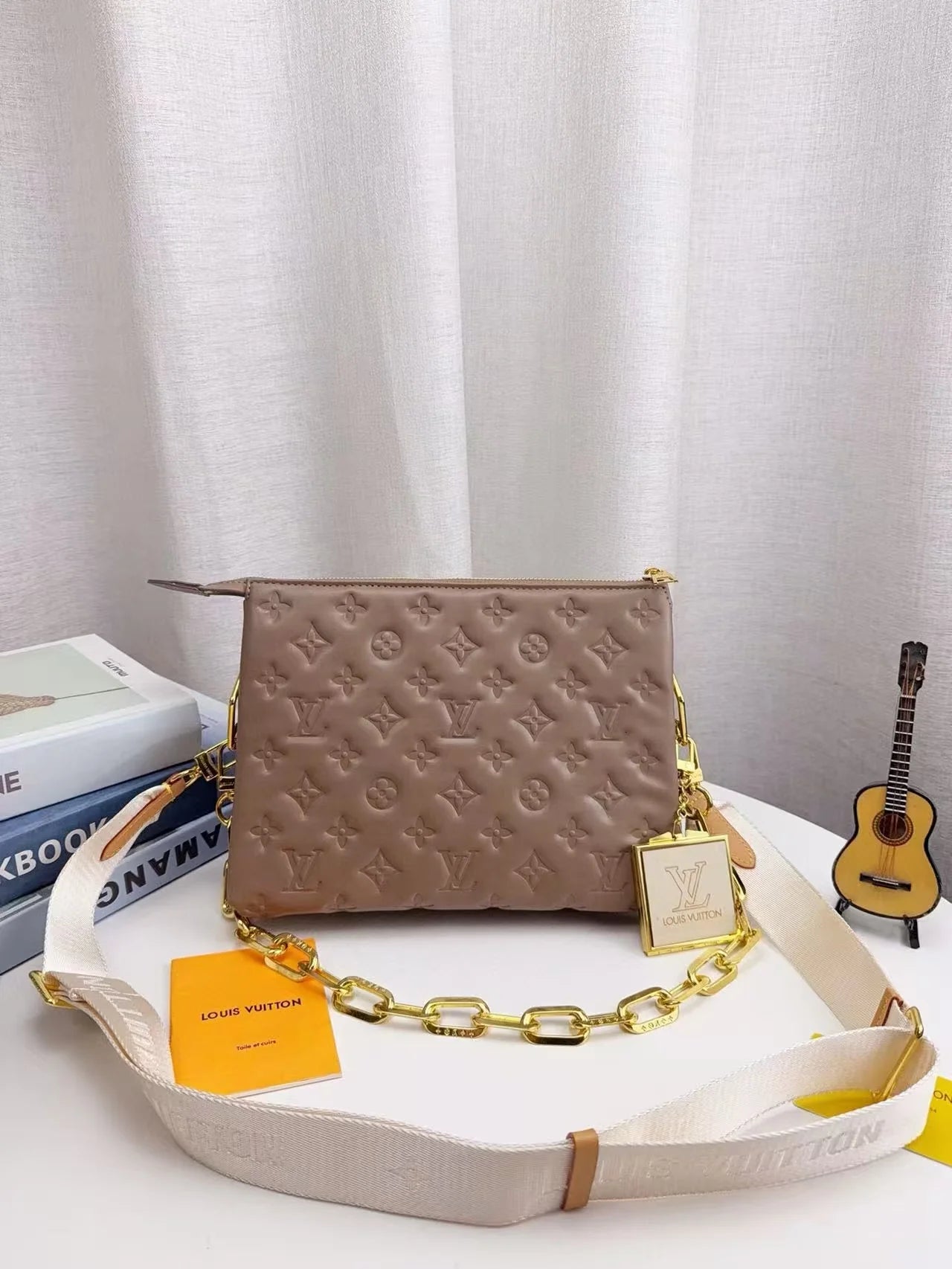 L-Embossed Crossbody Underarm Bag(QC1344)