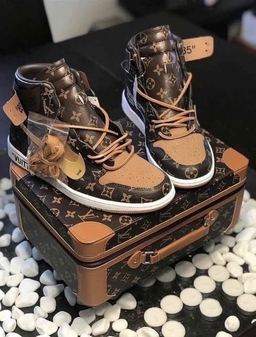 L- Monogram Hightop Sneakers & Boxbag