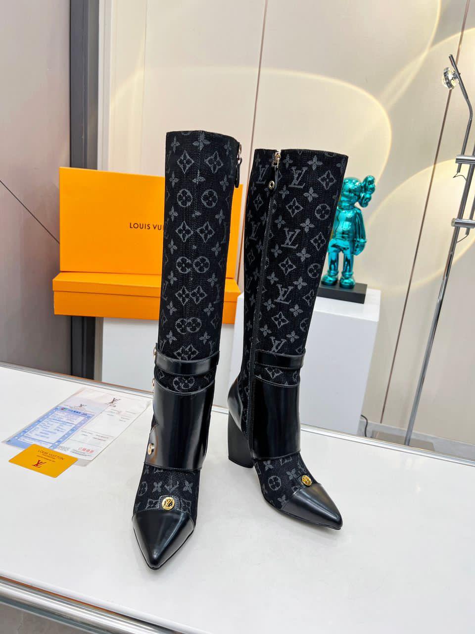 L-LONG LEATHER BOOTS