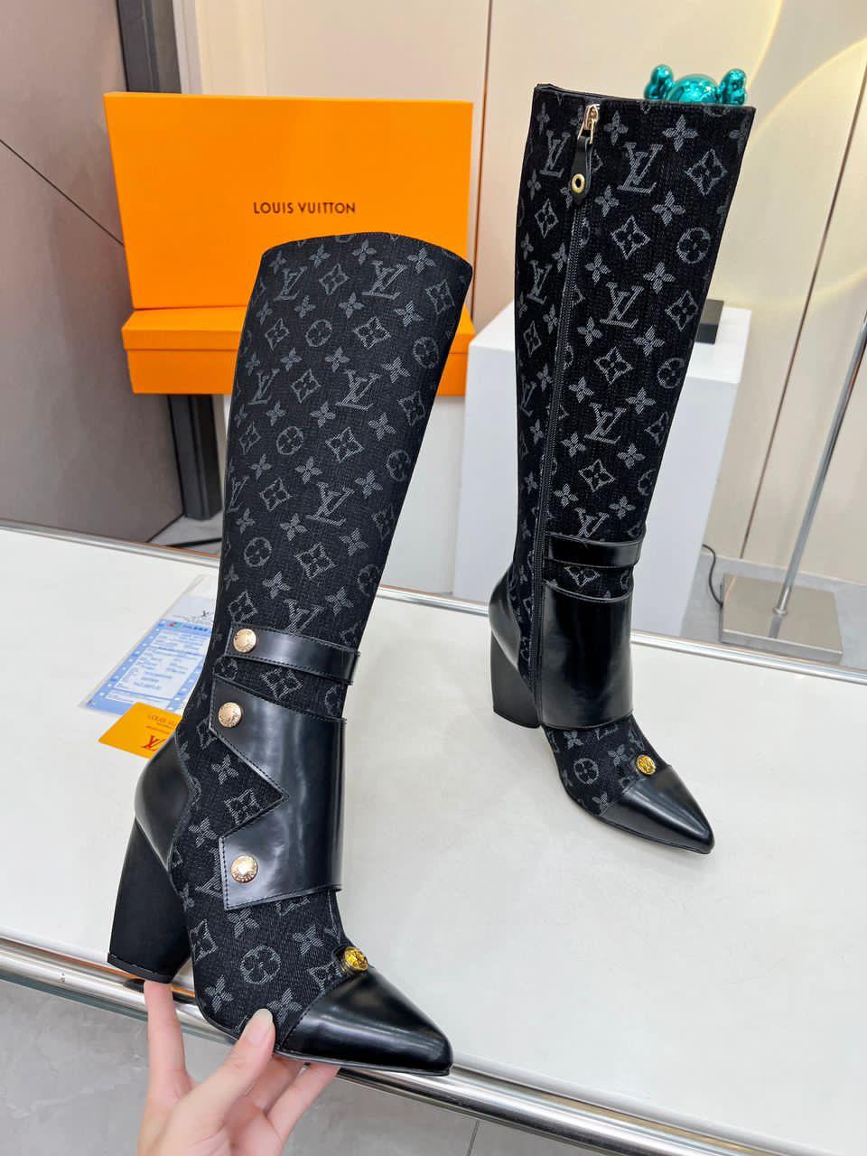 L-LONG LEATHER BOOTS