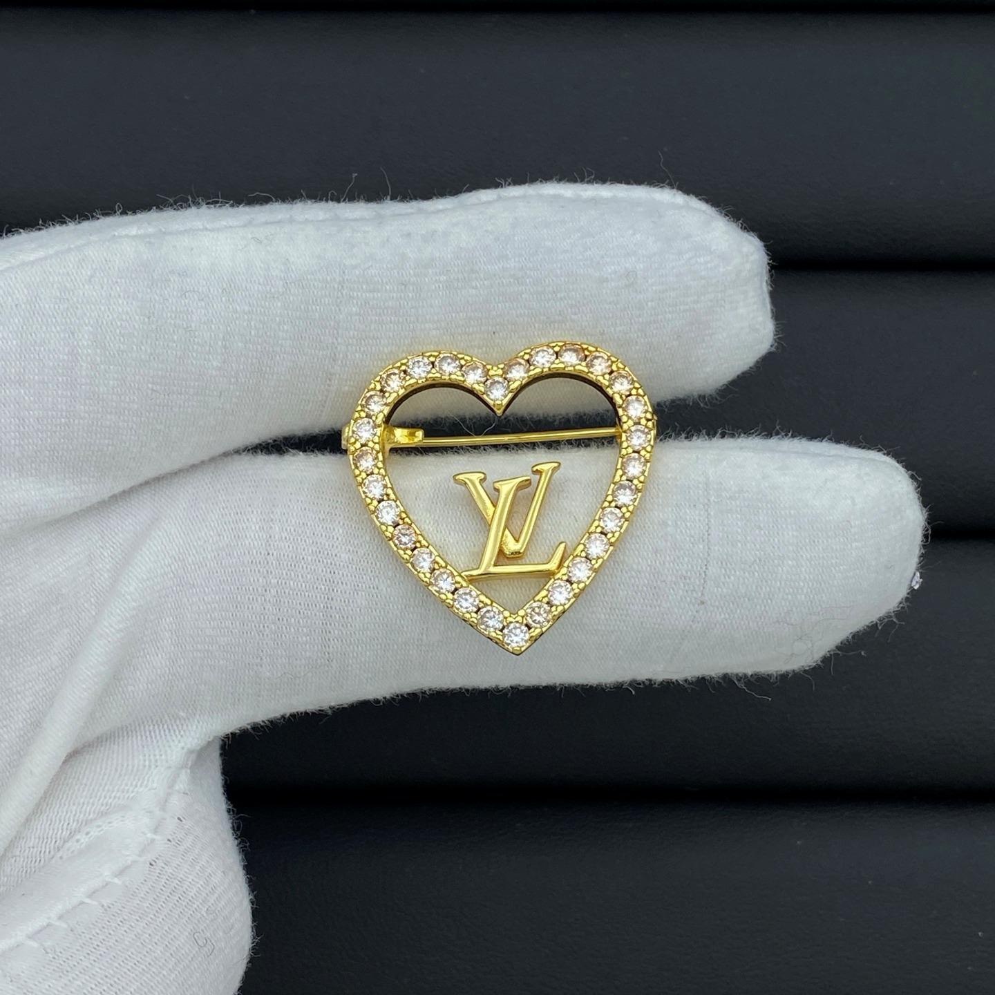 DESIGNER BROOCHES