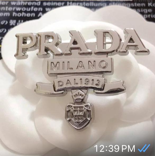 P-DESIGNER BROOCHES