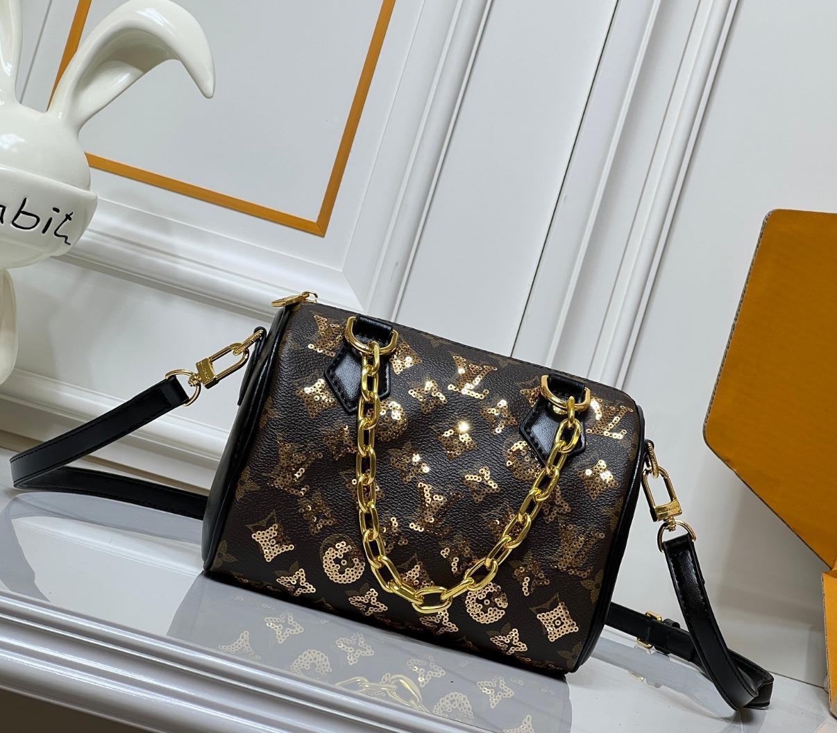 L- Purse (X23V2)