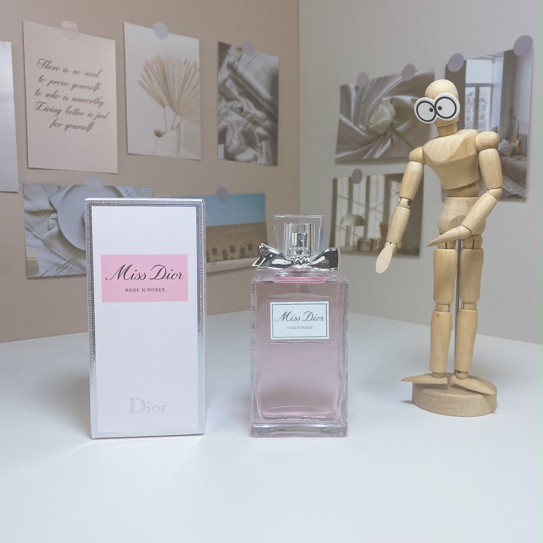 M- Perfume