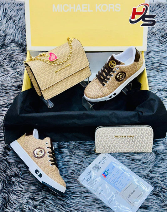 M- Tennis Shoe Set