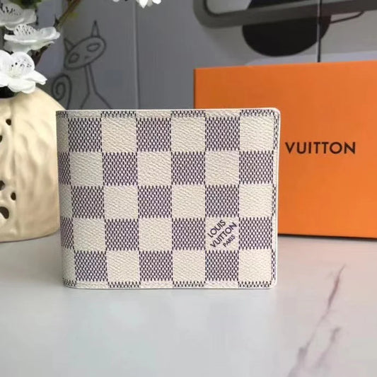 L-White Checkered Wallet
