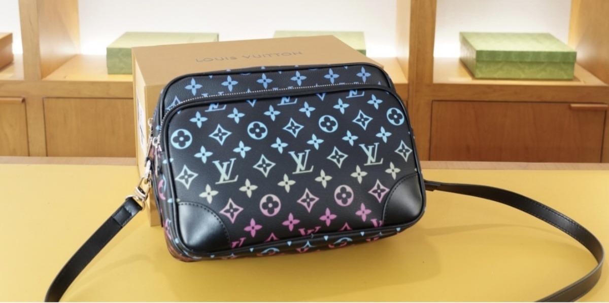 L-Crossbody