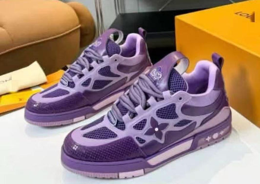 L-Tennis Shoes